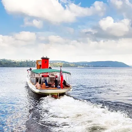 Waterfoot - M.y Lady Of The Lake 度假居 *